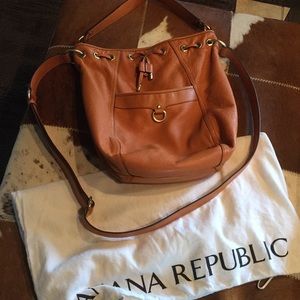 Banana republic genuine cowhide satchel